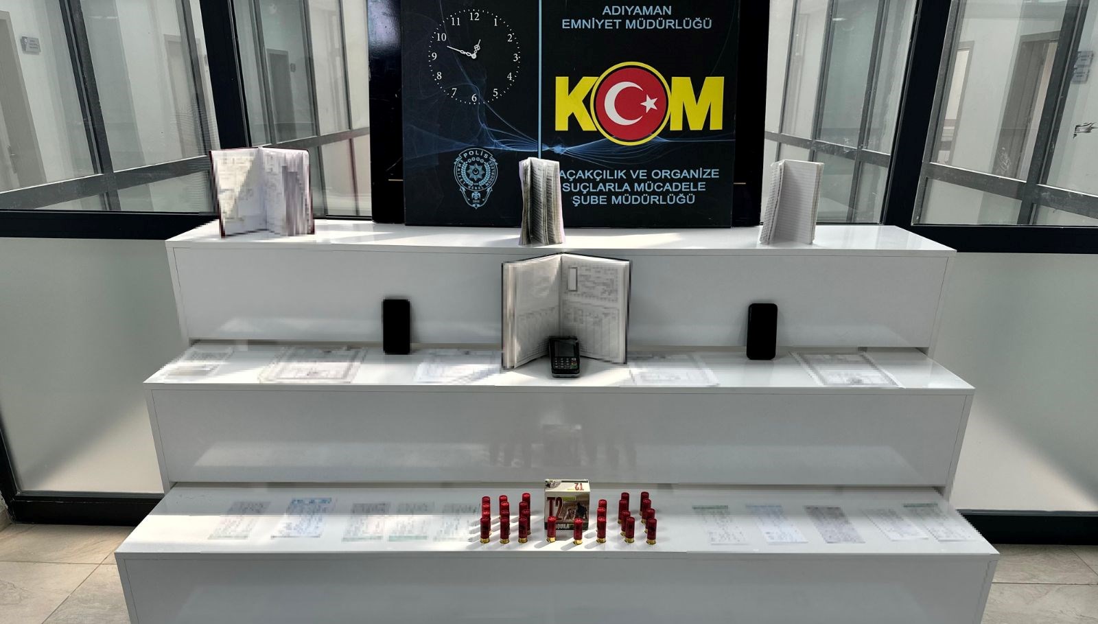 adiyamanda tefecilik operasyonu 2 kisi tutuklandi RIia65jf