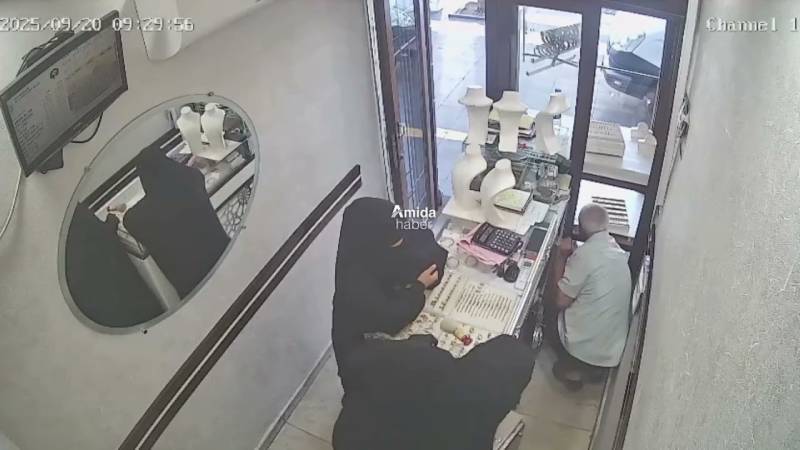 diyarbakirda kara carsafli kuyumcu soygunu zanlilar yakalandi 25 kilo altin bulunamadi DzIU6cWI