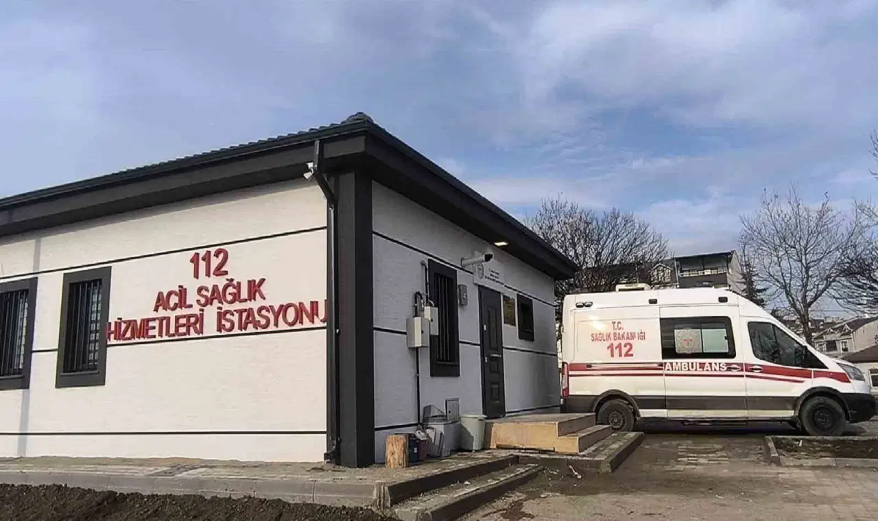 hastalar 150 kilometrelik mesafeye sevk edilmek durumunda birakiliyor hastalarin yasam hakki risk altinda AaCstw7I