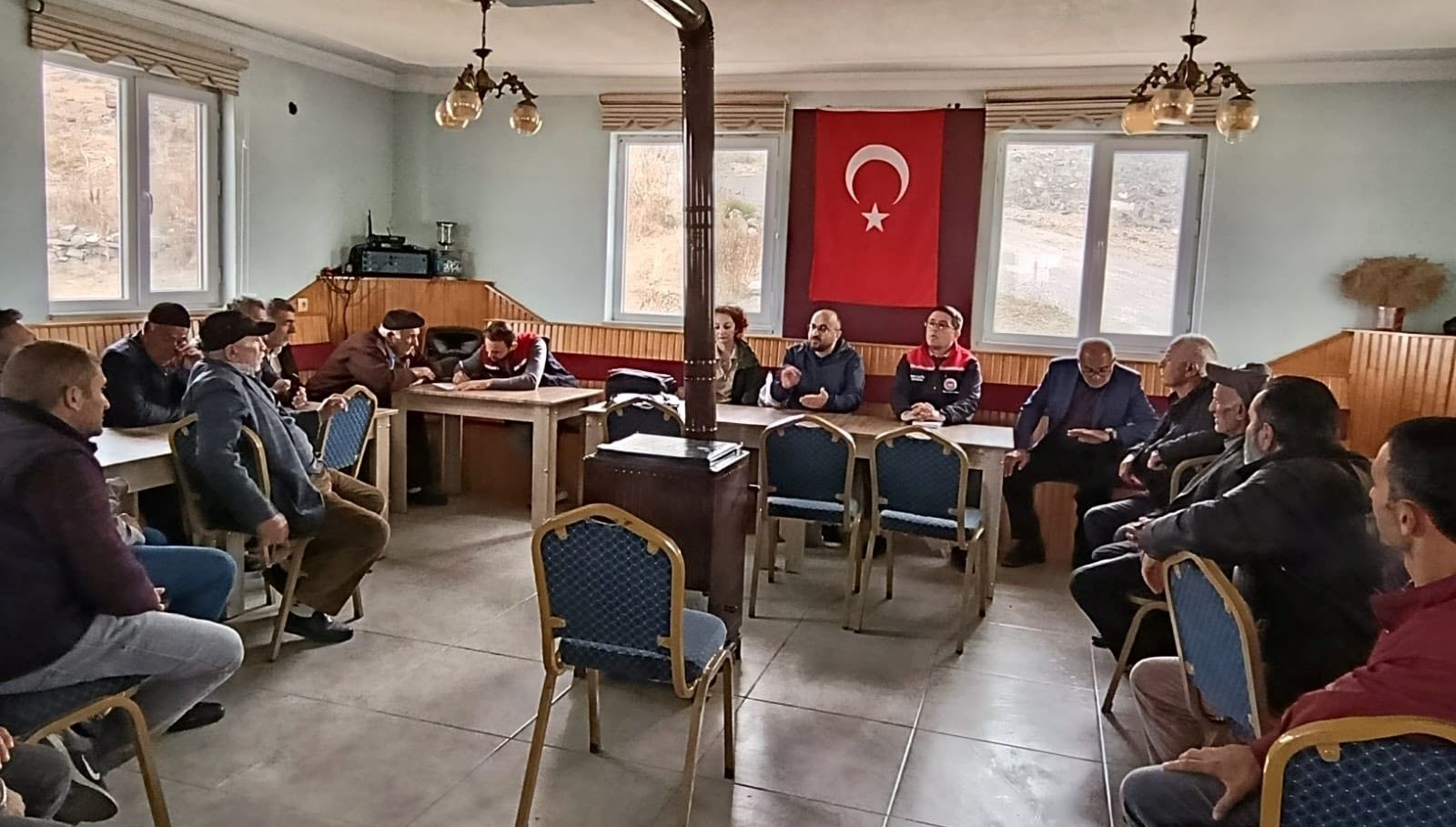 karsta ciftcilere sarbon egitimi verildi ED9Osnts