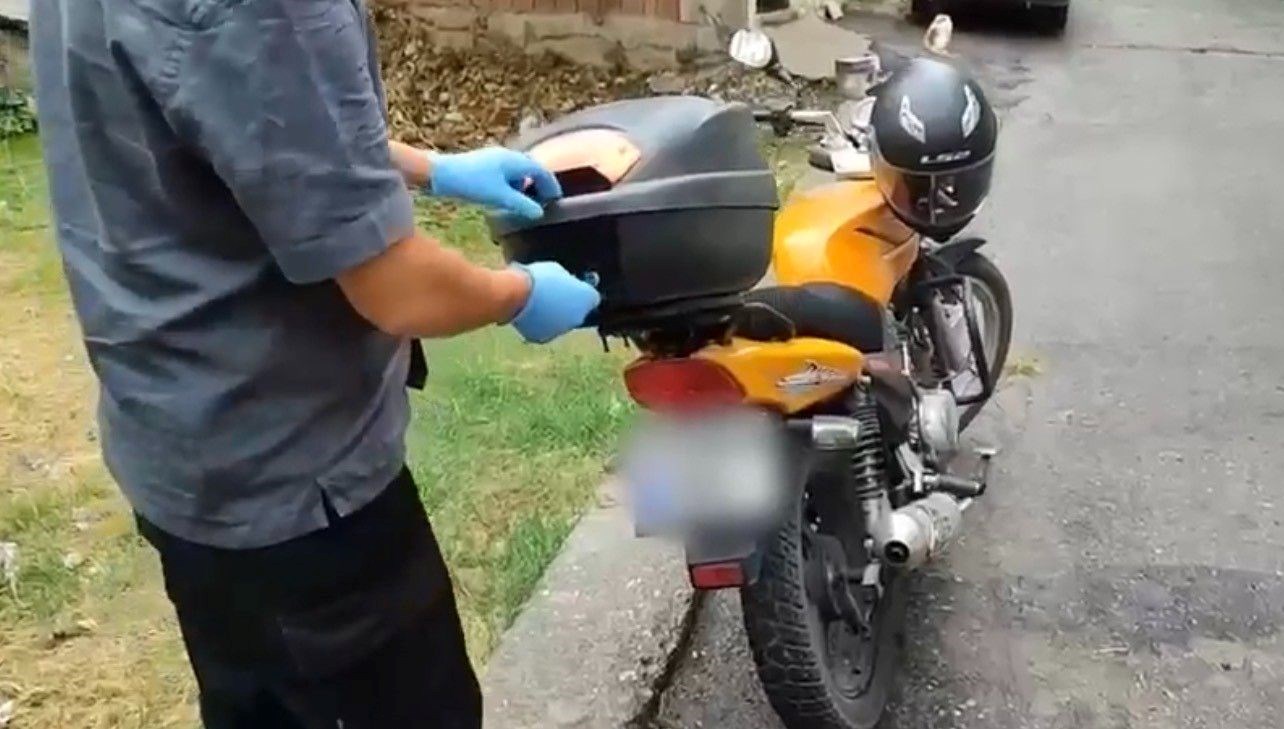 samsunda supheli motosikletten uyusturucu cikti fpXGh7fT