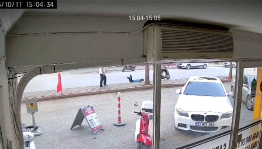 hem ters yonde ilerledi hem de cocuga carpip kacti UmXkHbQ7.jpg