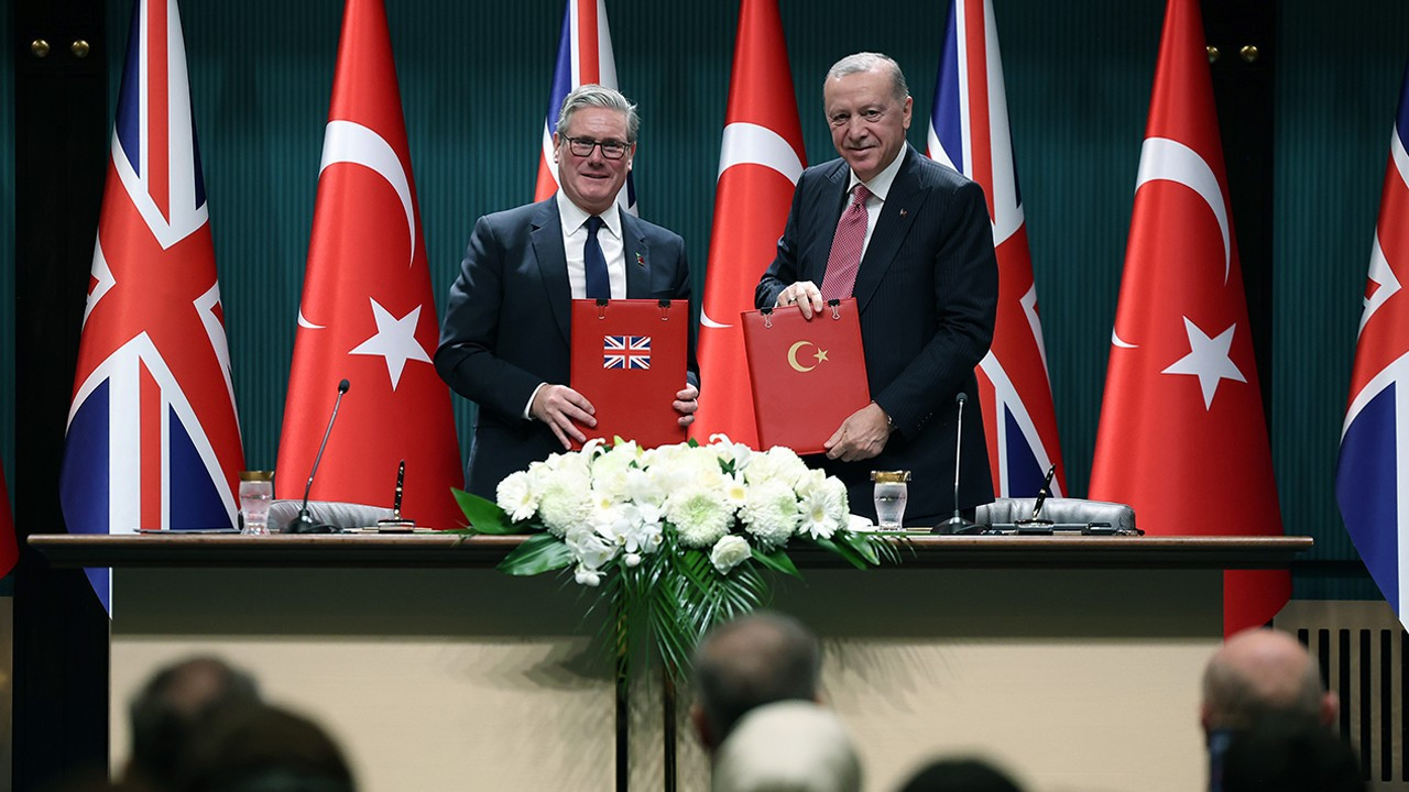 ingiltere basbakani tarihi bir gun diyerek duyurdu 20 bin kisiye istihdam saglayacak idU3uGBK.jpg