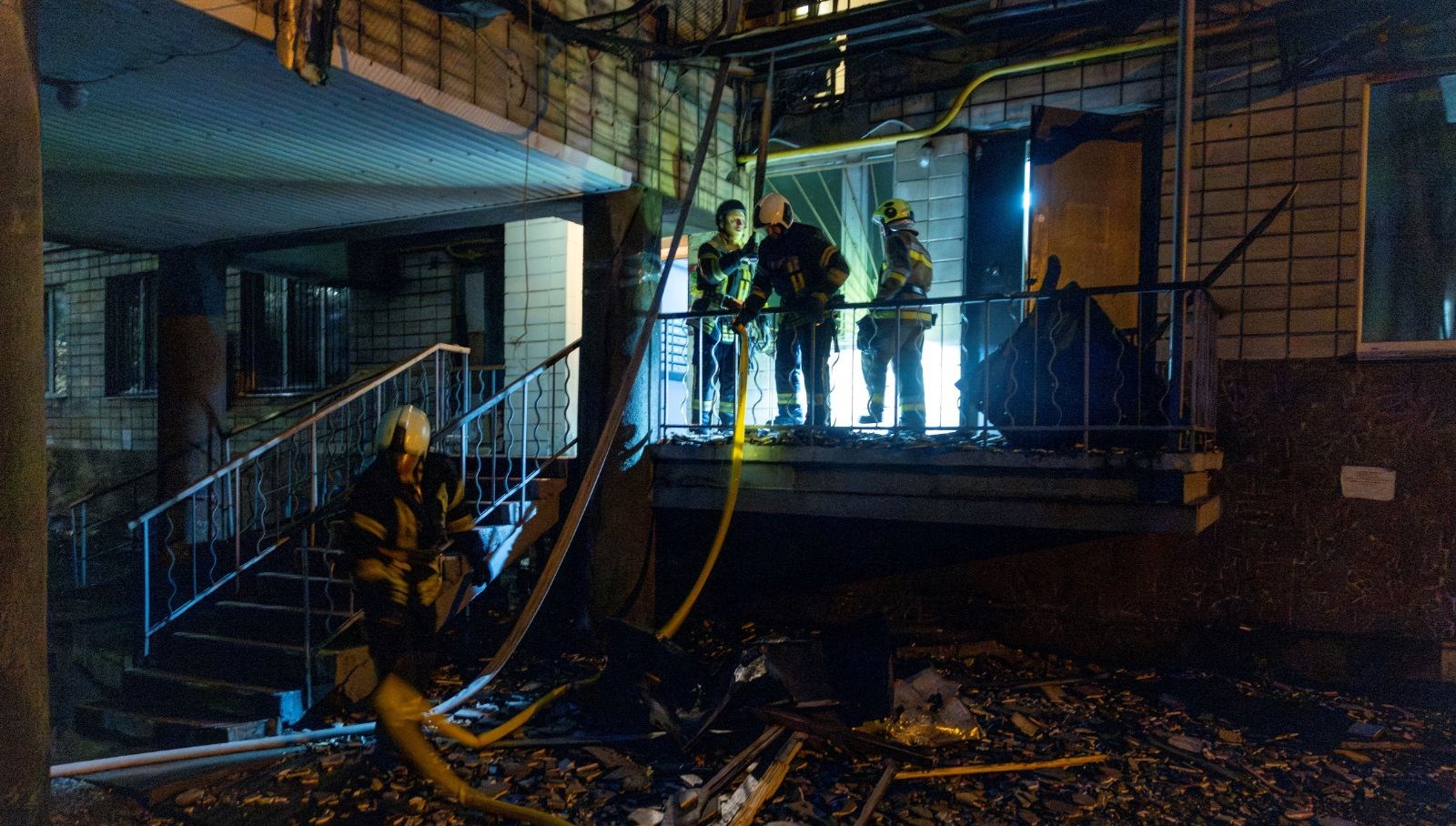 rusyadan kieve dev saldiri kis oncesi karanlikta birakma stratejisi QAKErST9