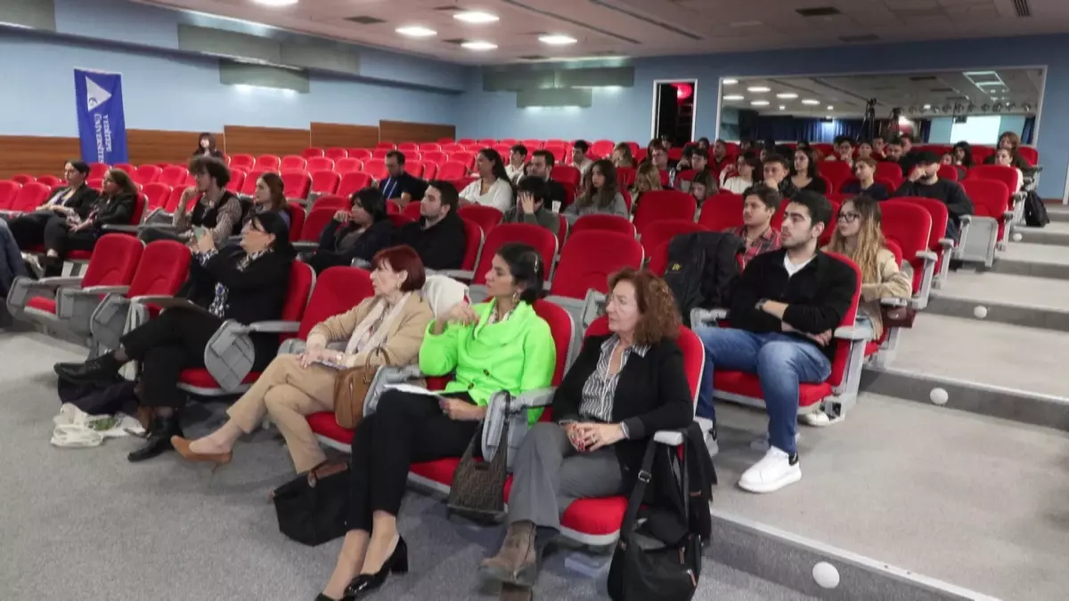 uluslararasi goc konferansi yapildi Qw3eqtT5.jpg