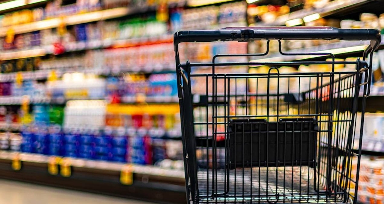 gurer market raflari cep yakiyor FiZpV7H3.jpg