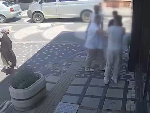 Edirnede ciraga korku dolu anlar yasatti dovup sokak ortasinda birakti LTN7klqu